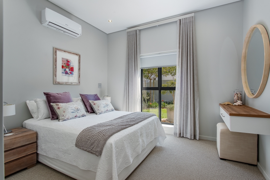 4 Bedroom Property for Sale in Val De Vie Estate Western Cape